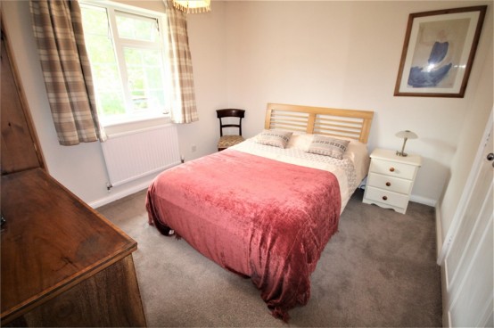 Images for Deanacre Close, Chalfont St Peter, Buckinghamshire EAID:627586940 BID:13319603