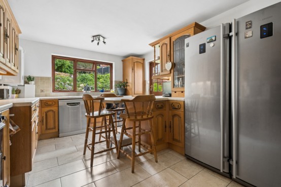 Images for Gravel Hill, Chalfont St Peter, Buckinghamshire EAID:627586940 BID:13319603