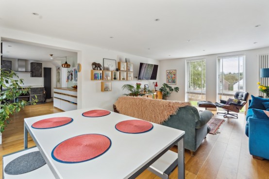 Images for Fieldway, Chalfont St Peter, Buckinghamshire EAID:627586940 BID:13319603