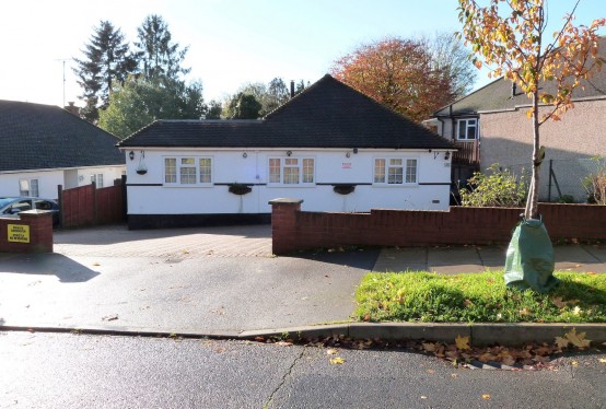 Images for Merle Avenue, Harefield, Middlesex EAID:627586940 BID:13319601