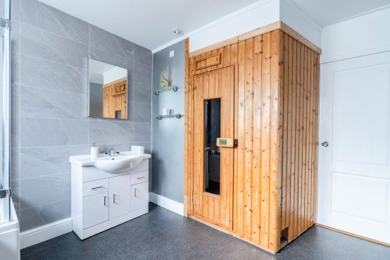 Images for Belfry Avenue, Harefield, Middlesex EAID:627586940 BID:13319603