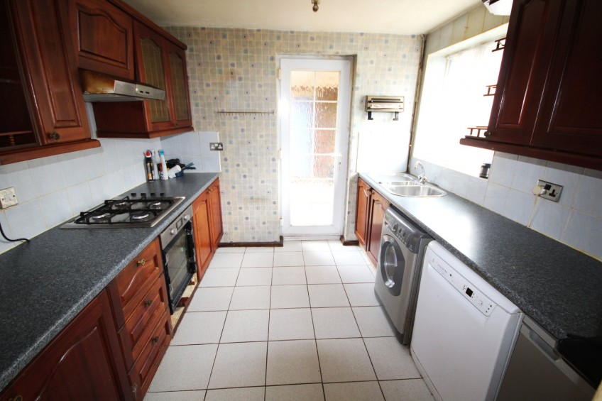 Images for Bells Hill Green, Stoke Poges, Buckinghamshire