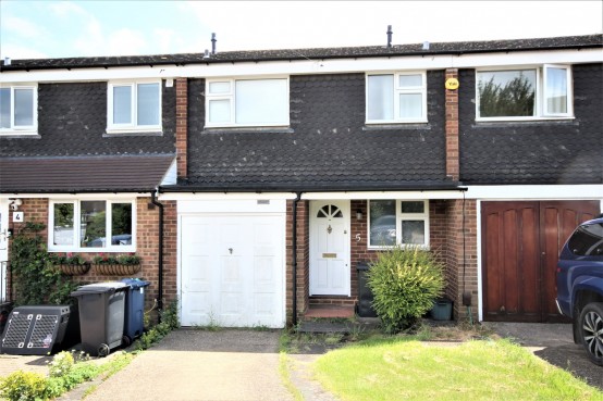 Images for Vale Close, Chalfont St Peter, Buckinghamshire EAID:627586940 BID:13319603