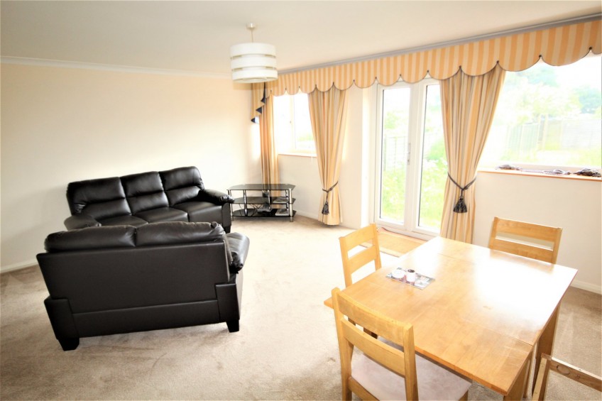 Images for Vale Close, Chalfont St Peter, Buckinghamshire