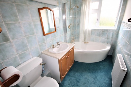 Images for Vale Close, Chalfont St Peter, Buckinghamshire EAID:627586940 BID:13319603