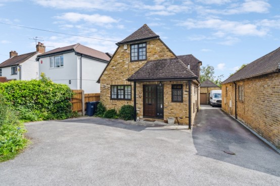 Images for Lovel Road, Chalfont St Peter, Buckinghamshire EAID:627586940 BID:13319603