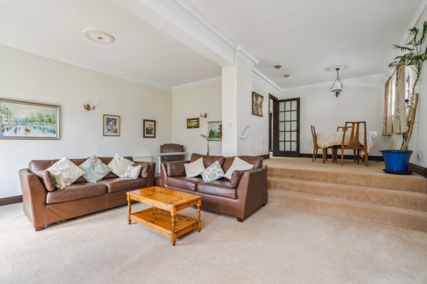 Images for Lovel Road, Chalfont St Peter, Buckinghamshire