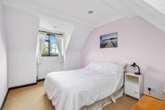 Images for Lovel Road, Chalfont St Peter, Buckinghamshire EAID:627586940 BID:13319603
