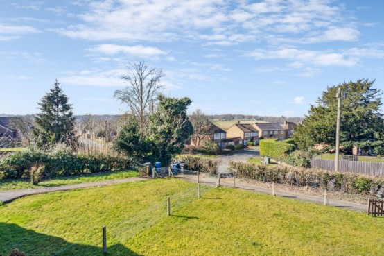 Images for Hillside Close, Chalfont St Peter, Buckinghamshire EAID:627586940 BID:13319603