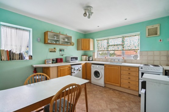 Images for Foxdell Way, Chalfont St Peter, Buckinghamshire EAID:627586940 BID:13319603