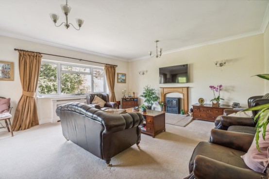 Images for Fieldway, Chalfont St Peter, Buckinghamshire EAID:627586940 BID:13319603