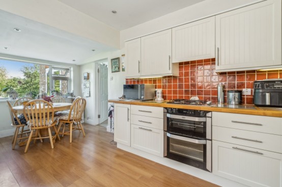 Images for Fieldway, Chalfont St Peter, Buckinghamshire EAID:627586940 BID:13319603