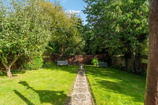 Images for Fieldway, Chalfont St Peter, Buckinghamshire EAID:627586940 BID:13319603