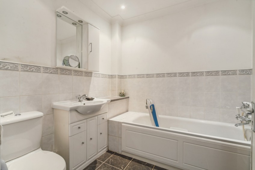 Images for Fieldway, Chalfont St Peter, Buckinghamshire