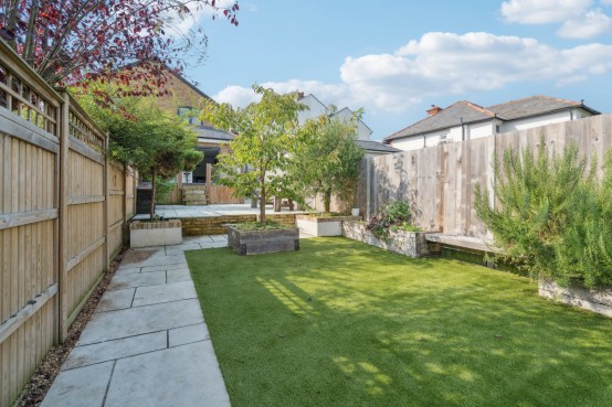 Images for Lansdown Road, Chalfont St Peter, Buckinghamshire EAID:627586940 BID:13319603