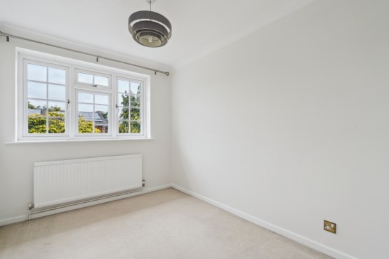 Images for Denham Walk, Chalfont St Peter, Buckinghamshire EAID:627586940 BID:13319603