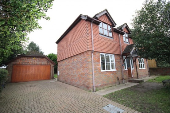 Images for Nicol Road, Chalfont St Peter, Buckinghamshire EAID:627586940 BID:13319603