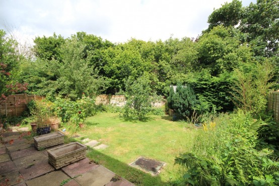 Images for Outfield Road, Chalfont St Peter, Buckinghamshire EAID:627586940 BID:13319603