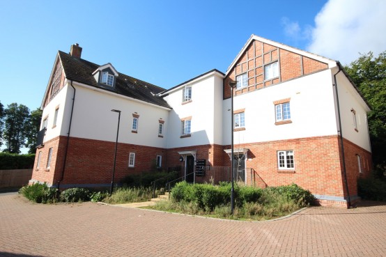 Images for Grange Road, Chalfont St Peter, Buckinghamshire EAID:627586940 BID:13319603