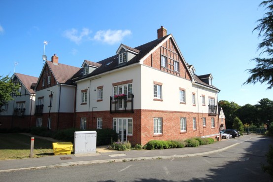 Images for Grange Road, Chalfont St Peter, Buckinghamshire EAID:627586940 BID:13319603