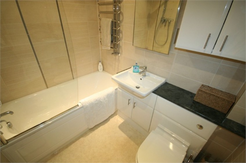 Images for St Nicholas Close, Little Chalfont, Buckinghamshire
