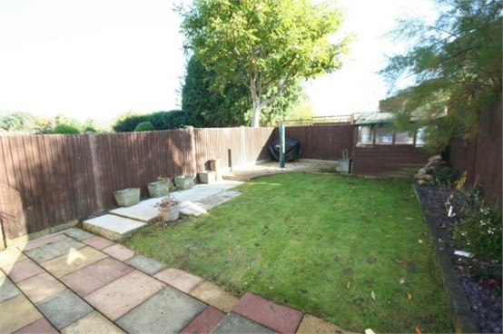Images for St Nicholas Close, Little Chalfont, Buckinghamshire EAID:627586940 BID:13319603