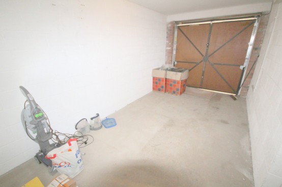 Images for Layters Avenue, Chalfont St Peter, Buckinghamshire EAID:627586940 BID:13319603