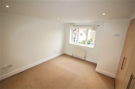 Images for Layters Avenue, Chalfont St Peter, Buckinghamshire EAID:627586940 BID:13319603