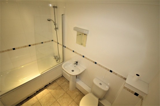 Images for Layters Avenue, Chalfont St Peter, Buckinghamshire EAID:627586940 BID:13319603
