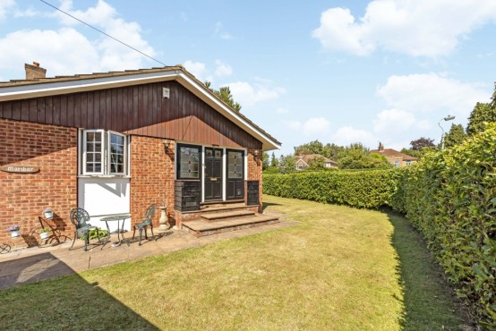 Images for Garners Road, Chalfont St Peter, Buckinghamshire EAID:627586940 BID:13319603