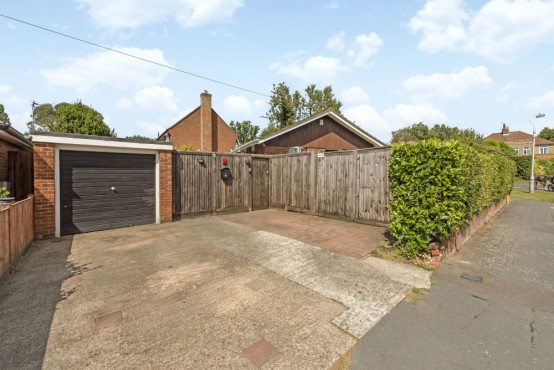 Images for Garners Road, Chalfont St Peter, Buckinghamshire EAID:627586940 BID:13319603