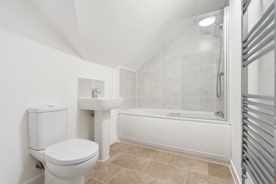 Images for Grange Road, Chalfont St Peter, Buckinghamshire EAID:627586940 BID:13319603