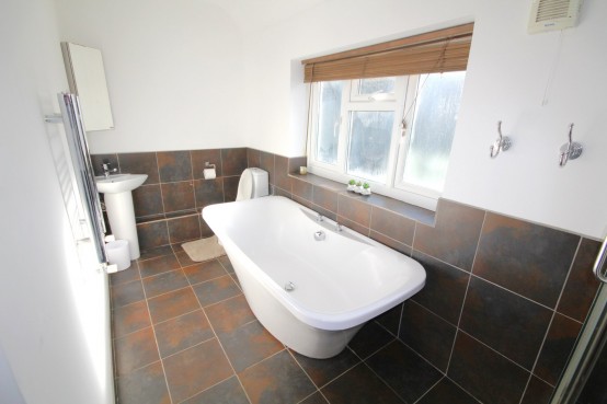 Images for Grove End, Chalfont St Peter, Buckinghamshire EAID:627586940 BID:13319603