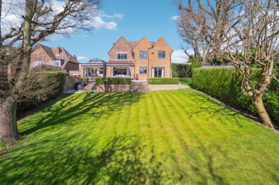 Images for Hillfield Square, Chalfont St Peter, Buckinghamshire EAID:627586940 BID:13319603