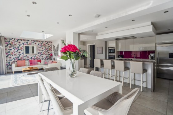 Images for Hillfield Square, Chalfont St Peter, Buckinghamshire EAID:627586940 BID:13319603
