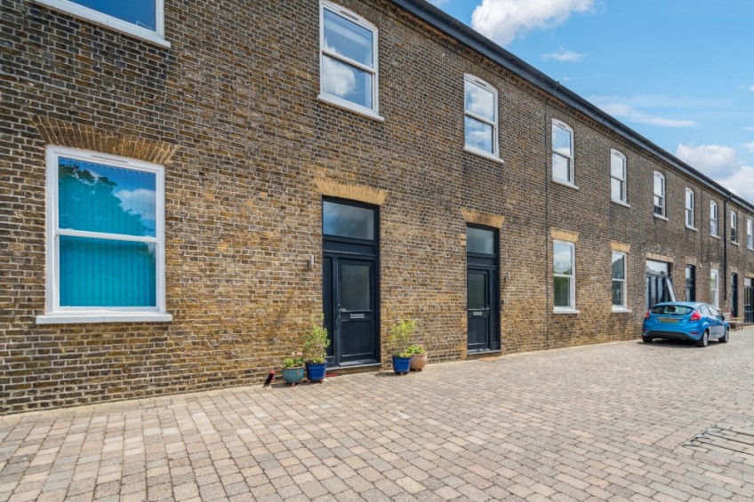 Images for The Long Room Apartments, Royal Quay, Harefield, Middlesex