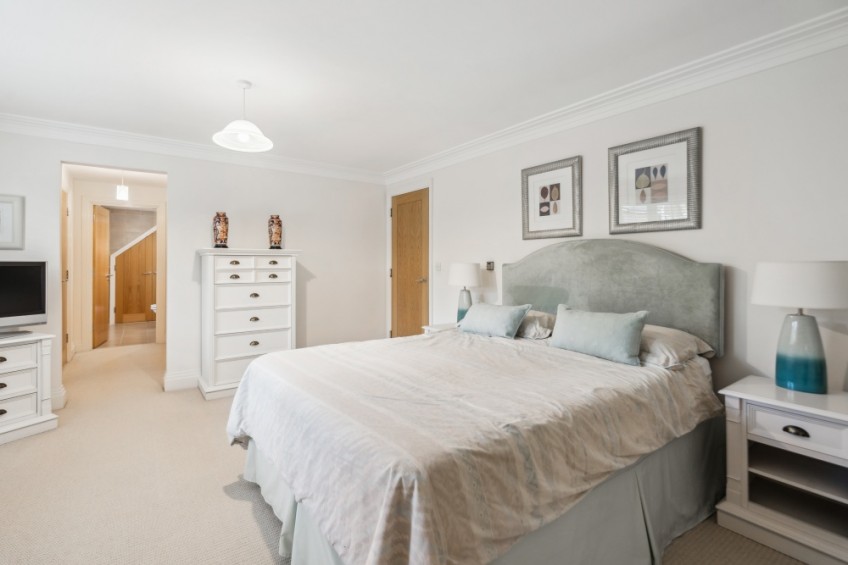 Images for Croft Close, Chalfont St Peter, Buckinghamshire