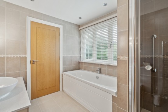 Images for Croft Close, Chalfont St Peter, Buckinghamshire EAID:627586940 BID:13319603