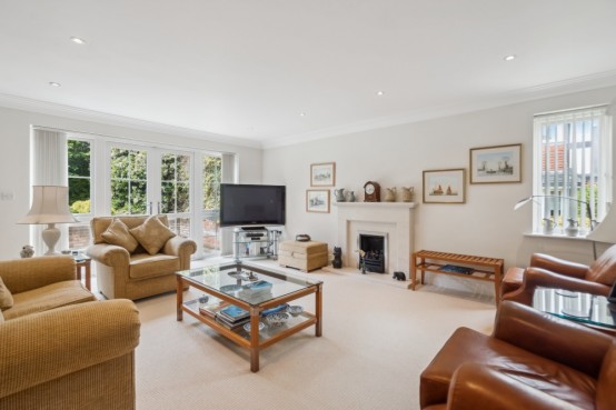 Images for Croft Close, Chalfont St Peter, Buckinghamshire EAID:627586940 BID:13319603