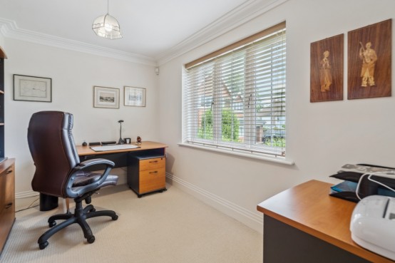 Images for Croft Close, Chalfont St Peter, Buckinghamshire EAID:627586940 BID:13319603