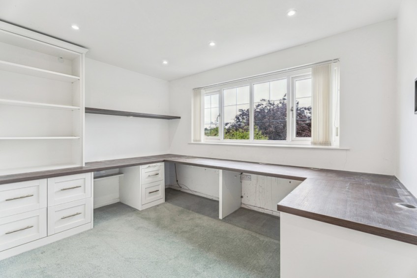 Images for Fieldway, Chalfont St Peter, Buckinghamshire