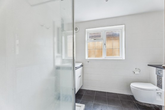 Images for Fieldway, Chalfont St Peter, Buckinghamshire EAID:627586940 BID:13319603