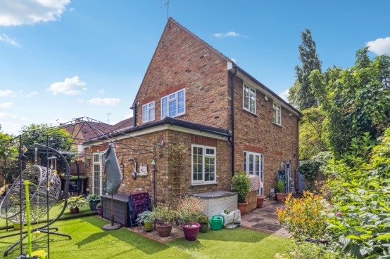 Images for Vernon Drive, Harefield, Greater London EAID:627586940 BID:13319603