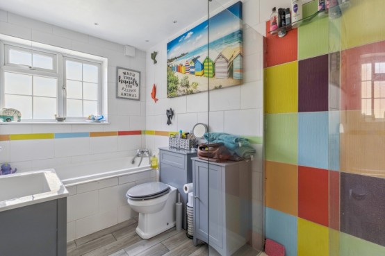 Images for Vernon Drive, Harefield, Greater London EAID:627586940 BID:13319603