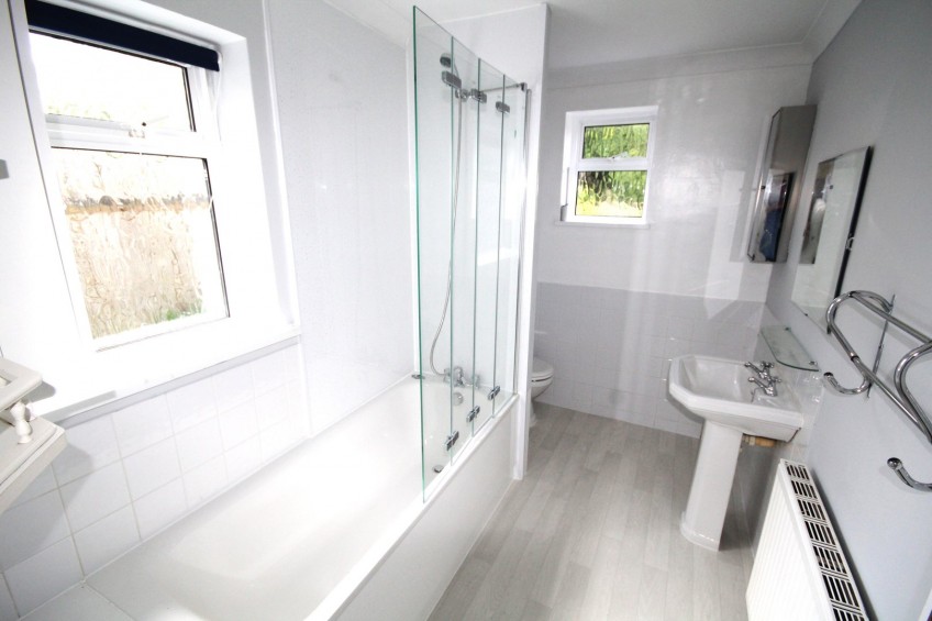 Images for Lovel Road, Chalfont St Peter, Buckinghamshire