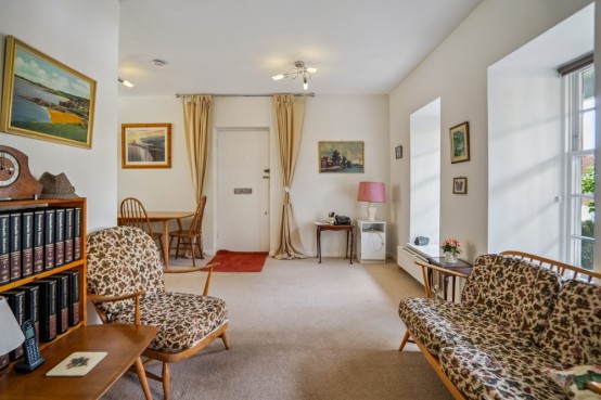 Images for Chiltern Hill, Chalfont St Peter, Buckinghamshire EAID:627586940 BID:13319603