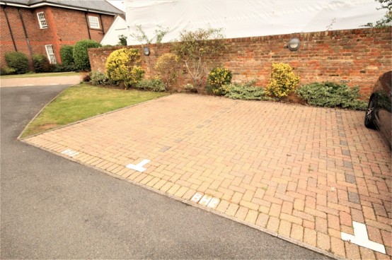 Images for Layters Green Lane, Chalfont St Peter, Buckinghamshire EAID:627586940 BID:13319603