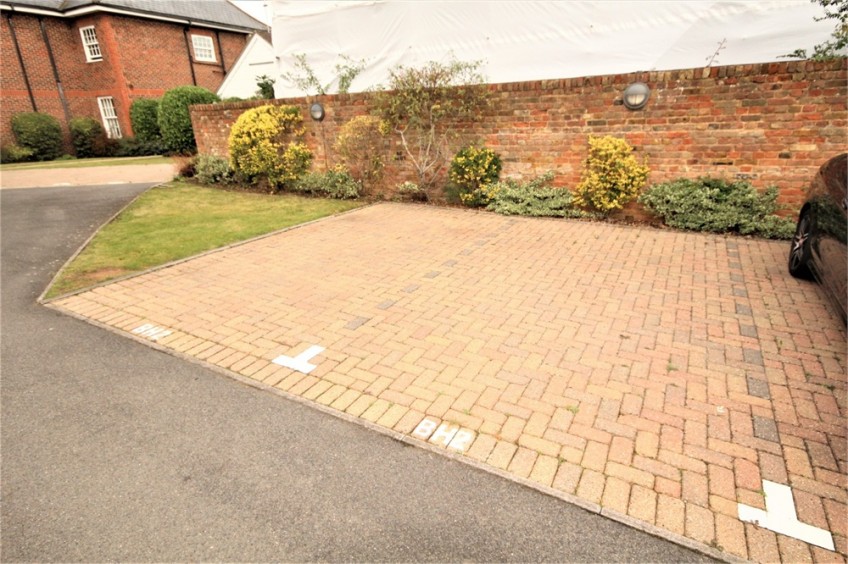 Images for Layters Green Lane, Chalfont St Peter, Buckinghamshire