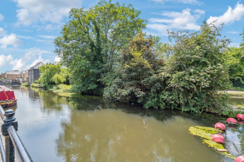 Images for The Long Room Apartments, Royal Quay, Harefield, Middlesex