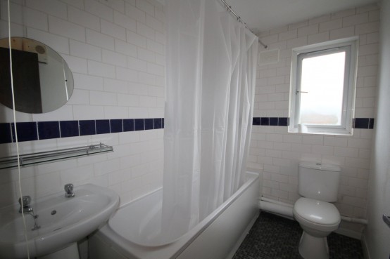 Images for Sedley Grove, Harefield, Middlesex EAID:627586940 BID:13319603